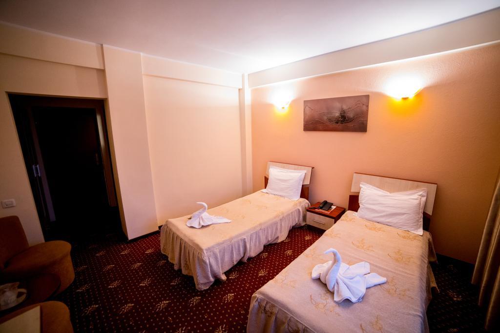 Hotel Havana كونستانتا الغرفة الصورة