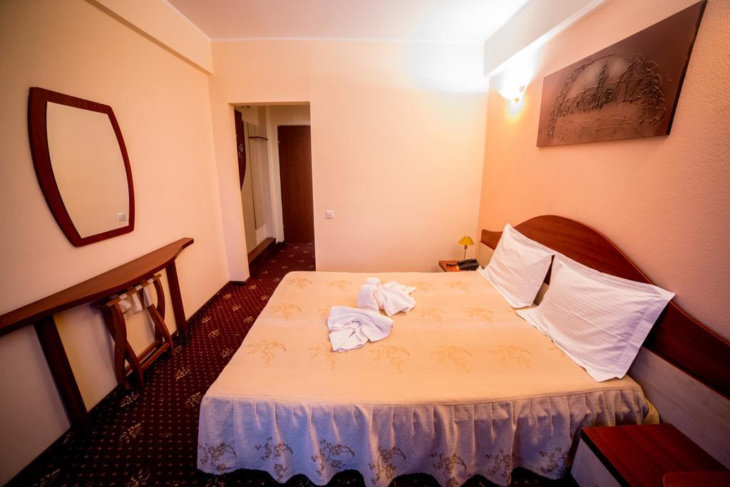 Hotel Havana كونستانتا الغرفة الصورة