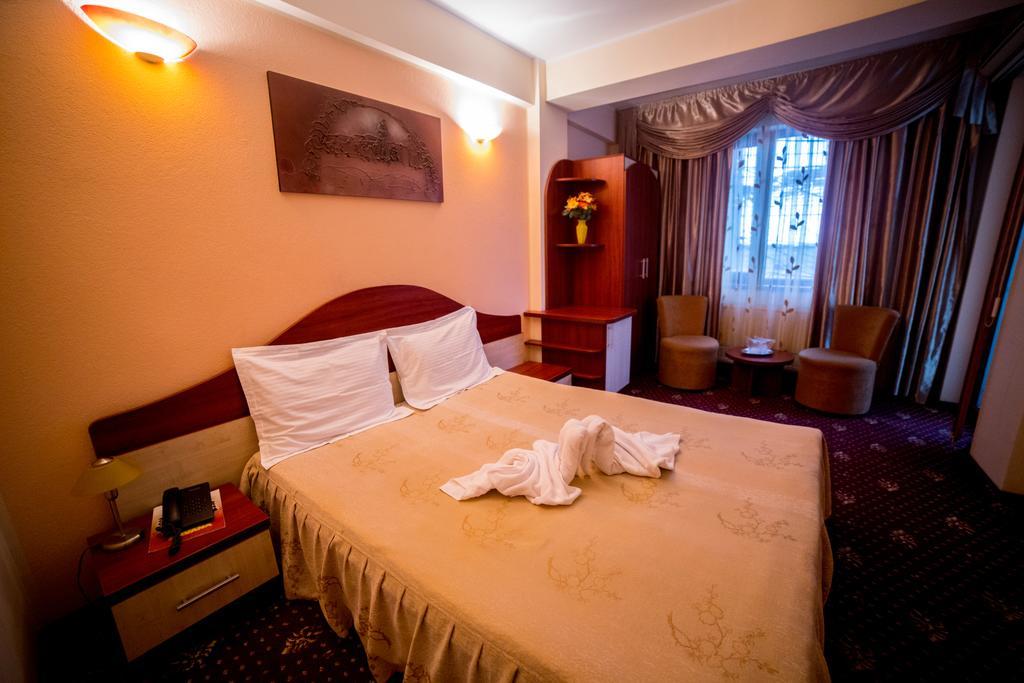 Hotel Havana كونستانتا الغرفة الصورة